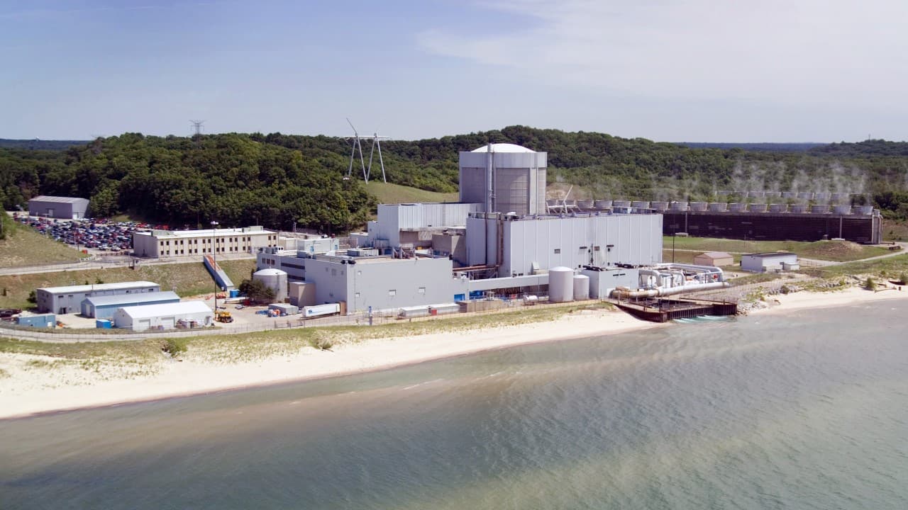 Biden-Harris Administration Allocates $2.8 Billion for Clean Power Investments in the Midwest