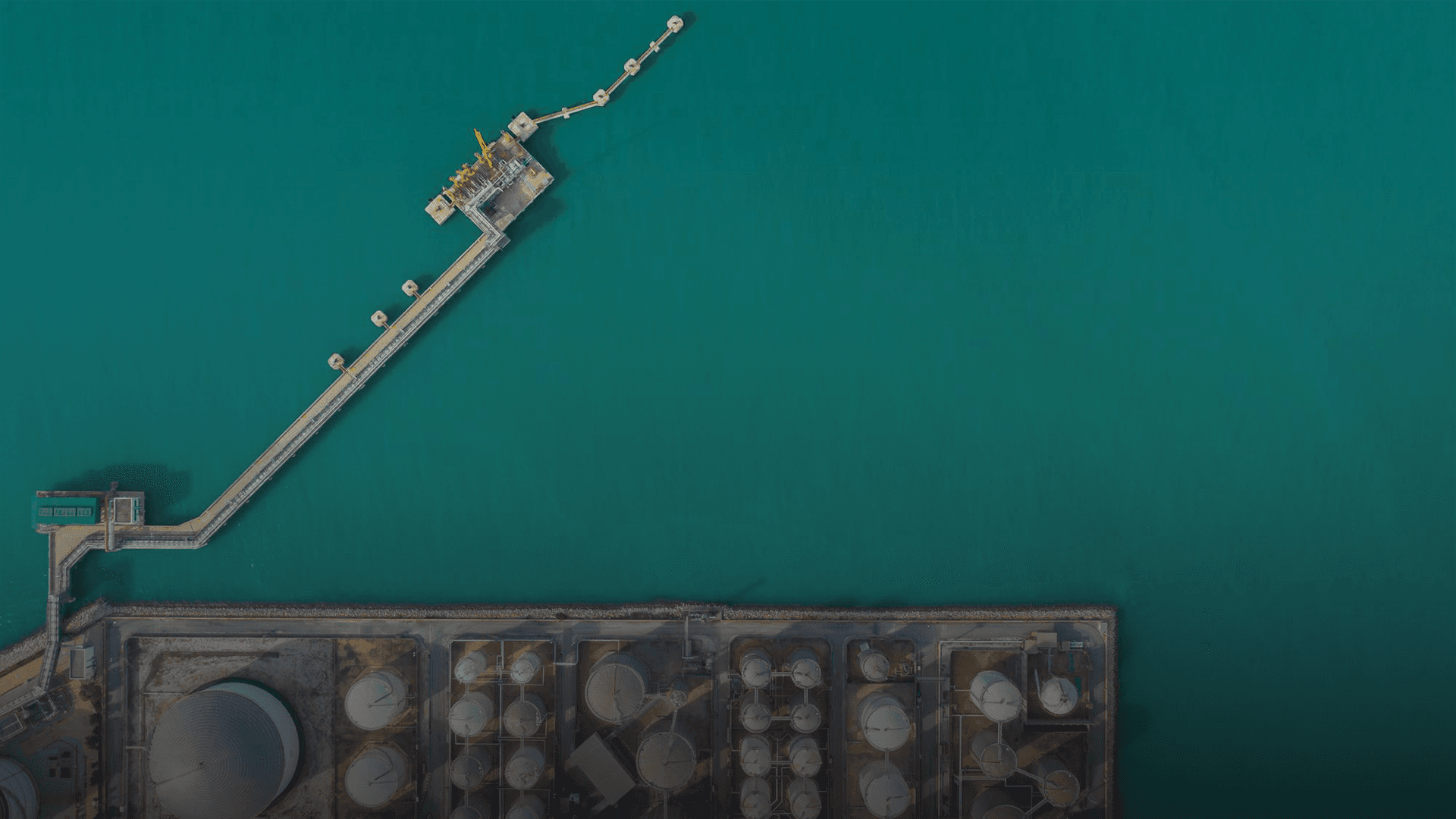 BP Reaches Key Milestone with First Gas Flow at GTA Phase 1 LNG Project