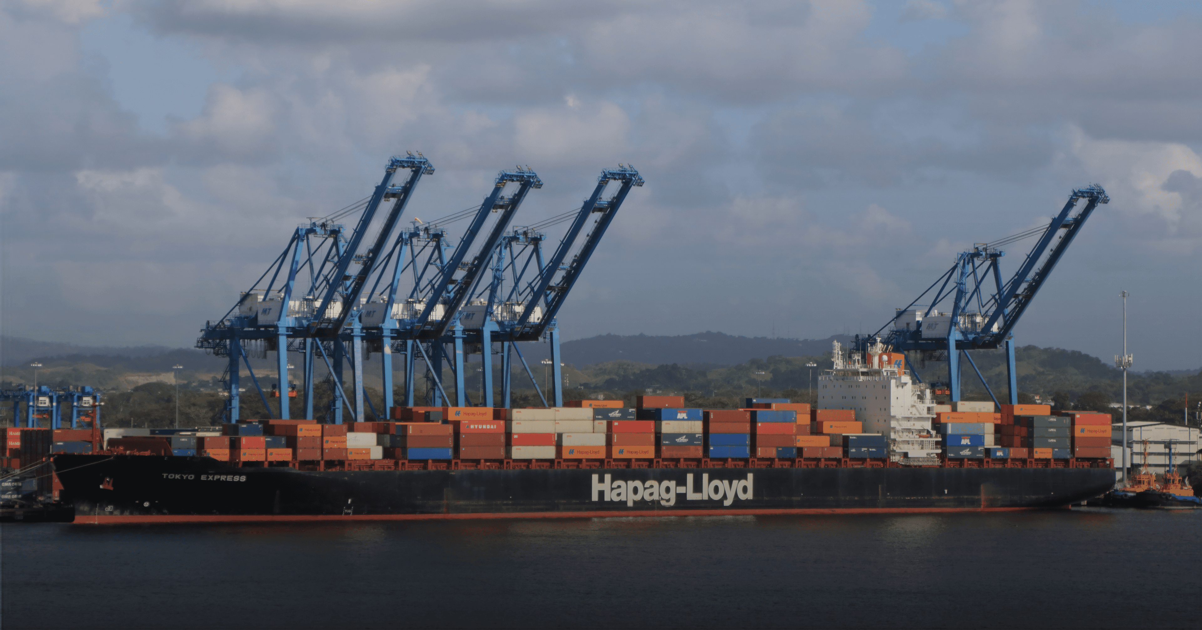 Hapag-Lloyd Secures Green Financing for New Low-Emission Fleet