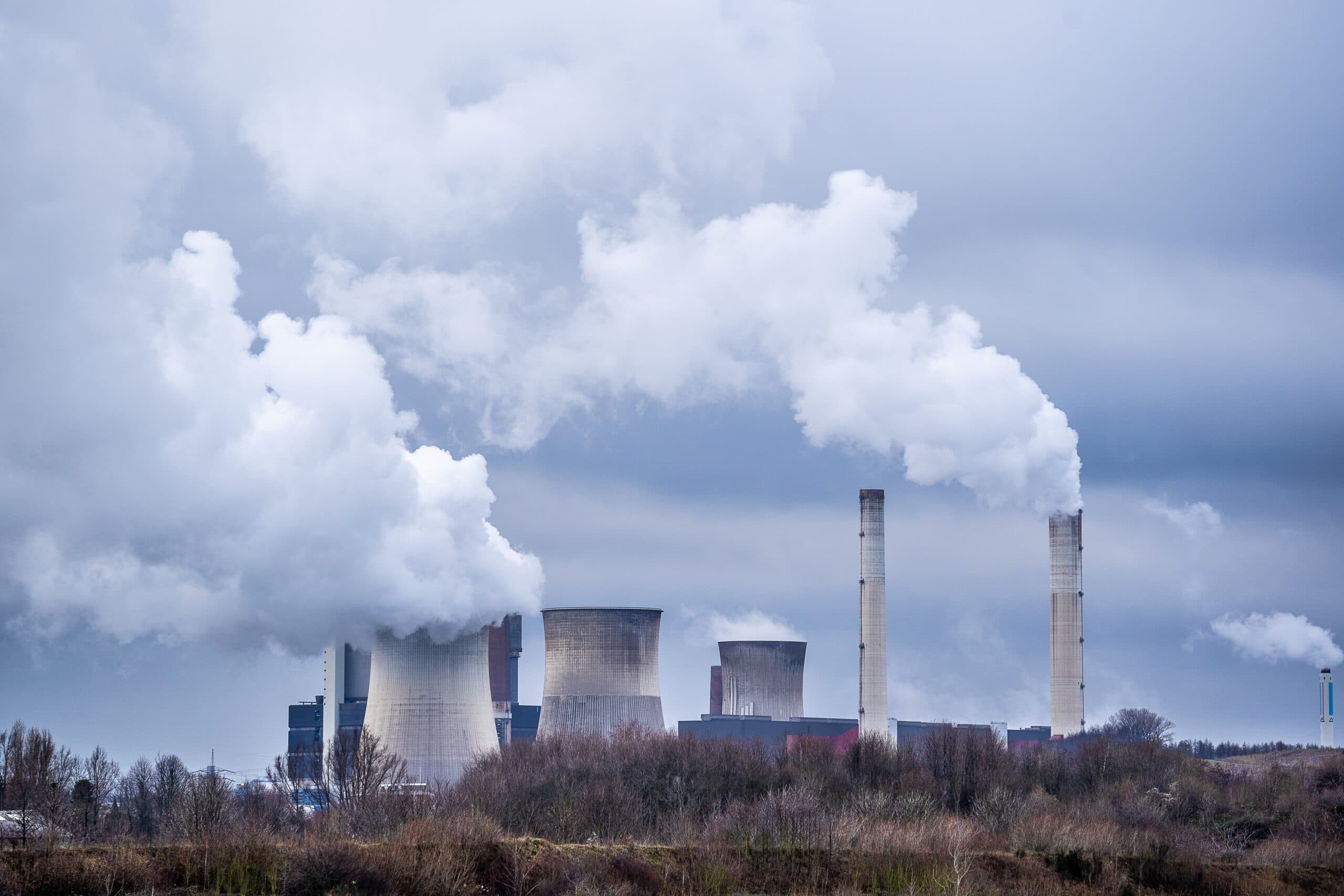 Alberta Shifts Policy on Emissions Reduction Targets