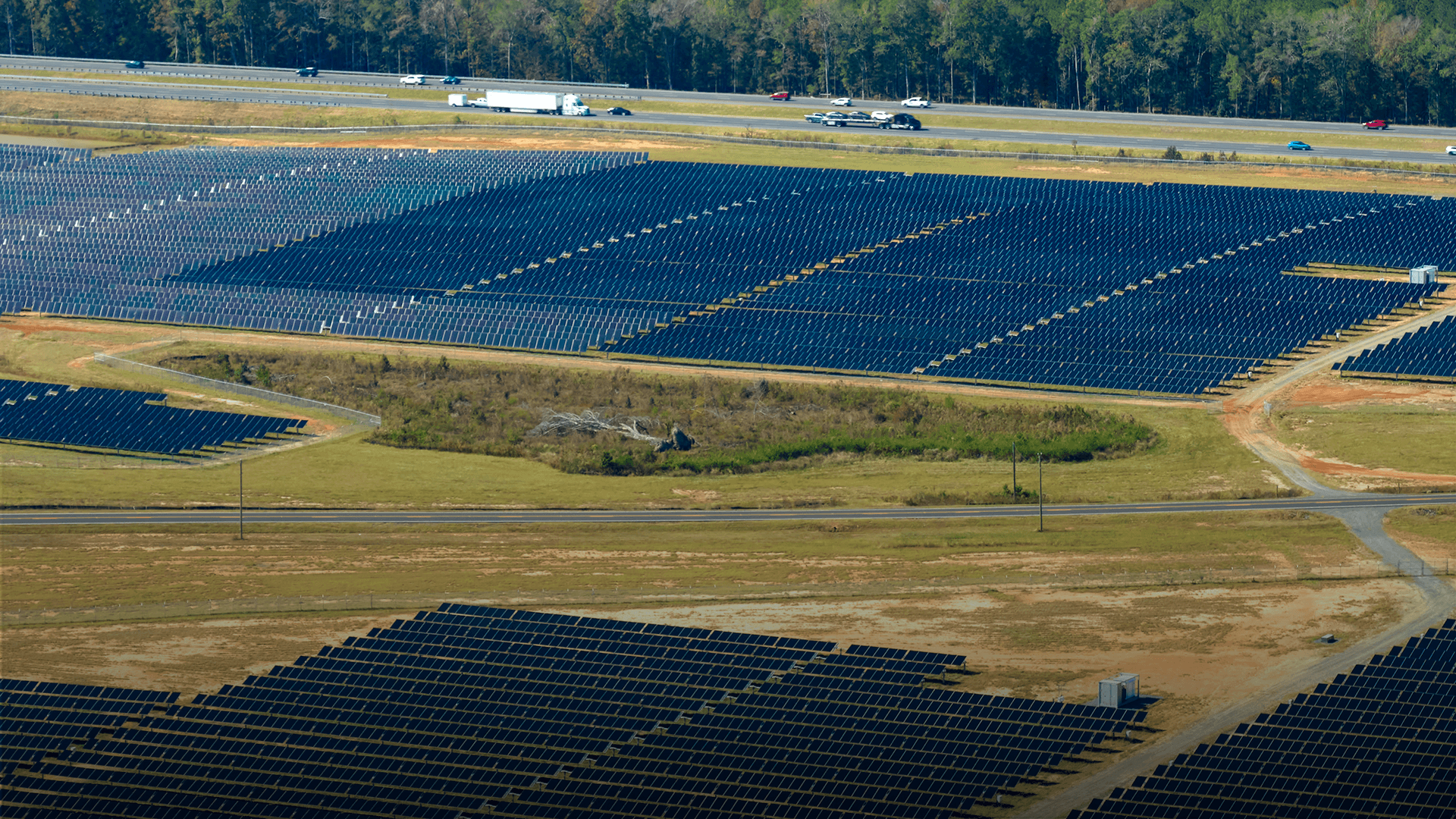 Lightsource bp Completes 187-Megawatt Peacock Solar Farm in Texas