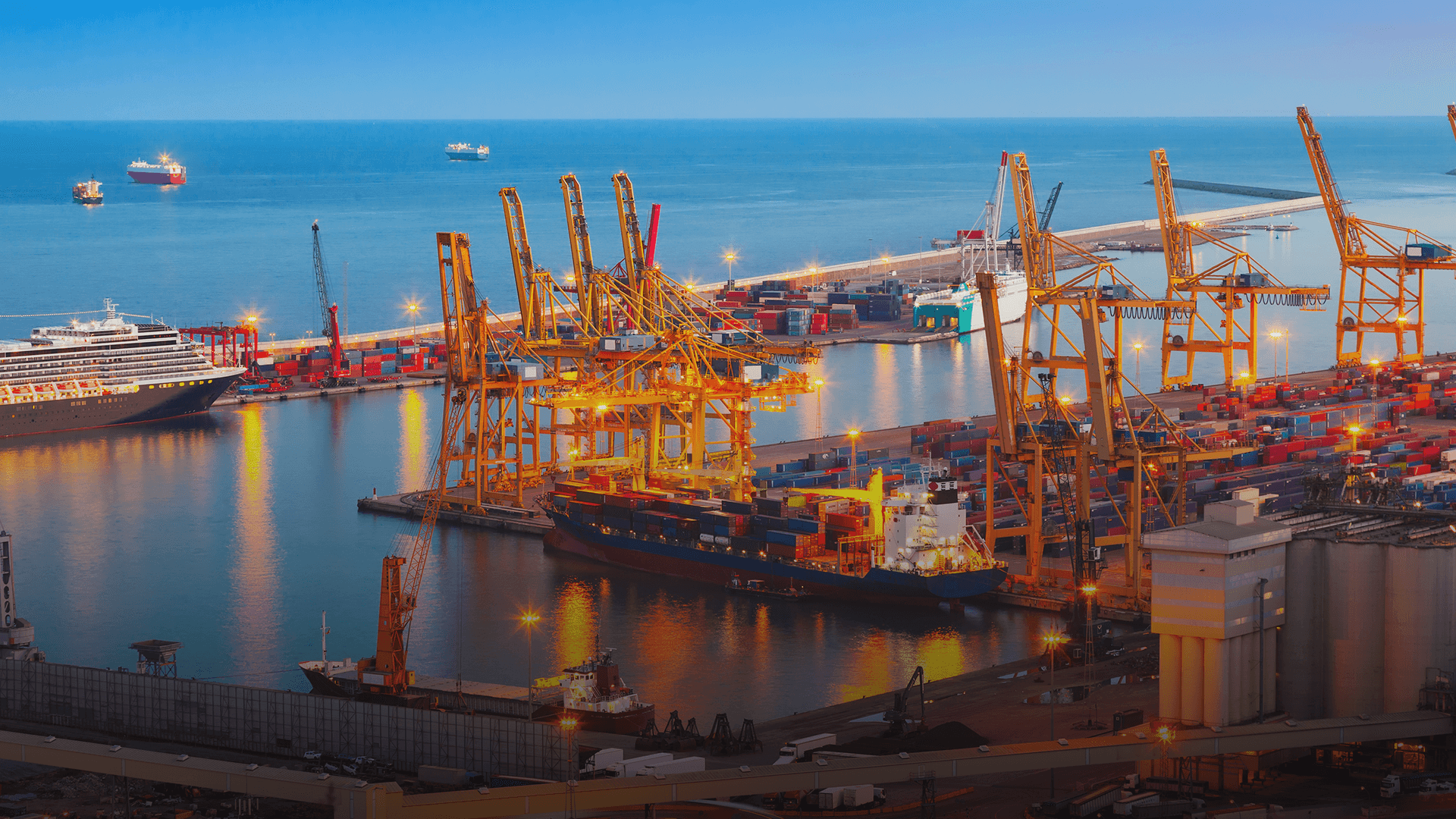 Mitsui O.S.K. Lines and Madoqua Sign MOU to Develop Green Corridor