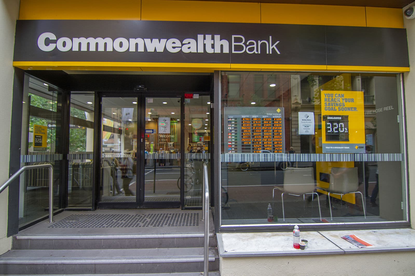 Australian banks increase efforts to cut carbon footprint, scale back coal lending