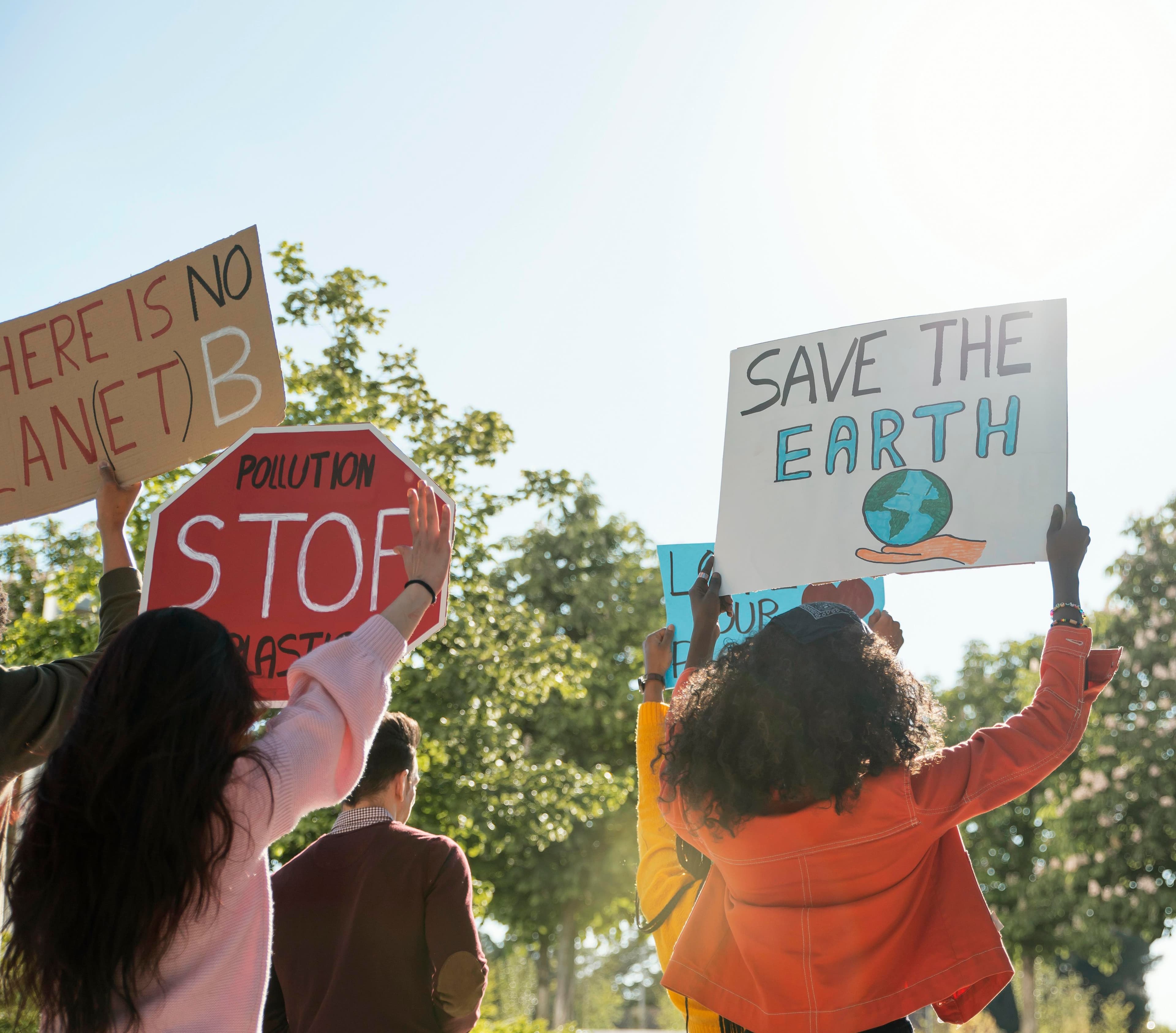Environmental groups sue Suncor Energy over pollution from Colorado refinery