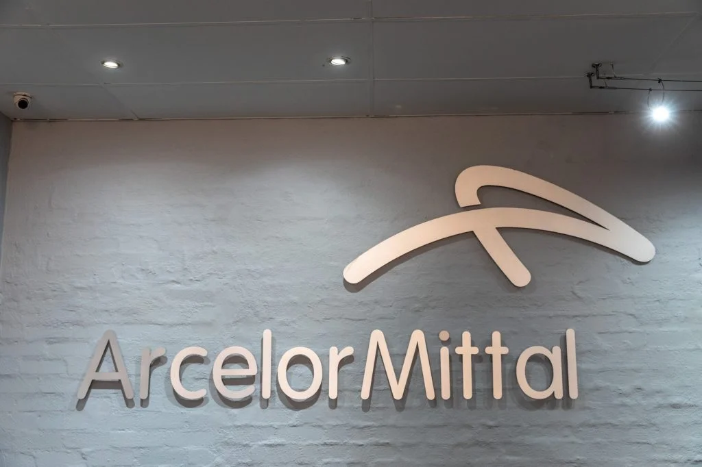 ArcelorMittal, France to invest €1.8 billion to cut carbon emissions