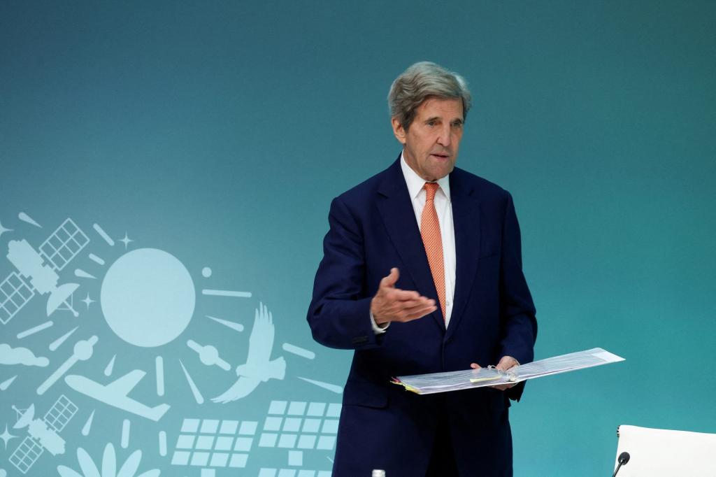 Trump could roll back anti-coal diplomacy despite continued green energy push, Kerry says