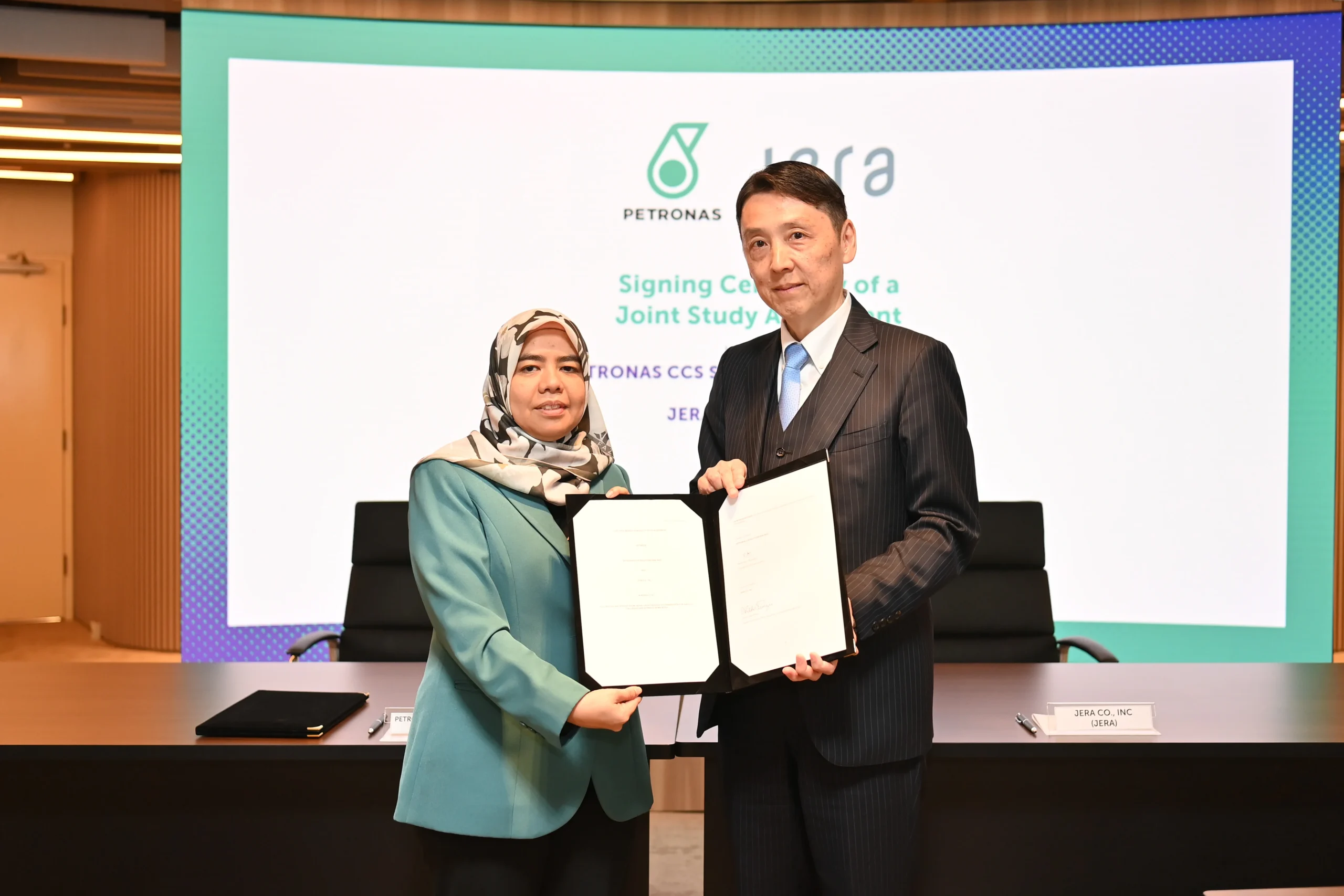 Malaysia's Petronas and JERA signs agreement for carbon capture study