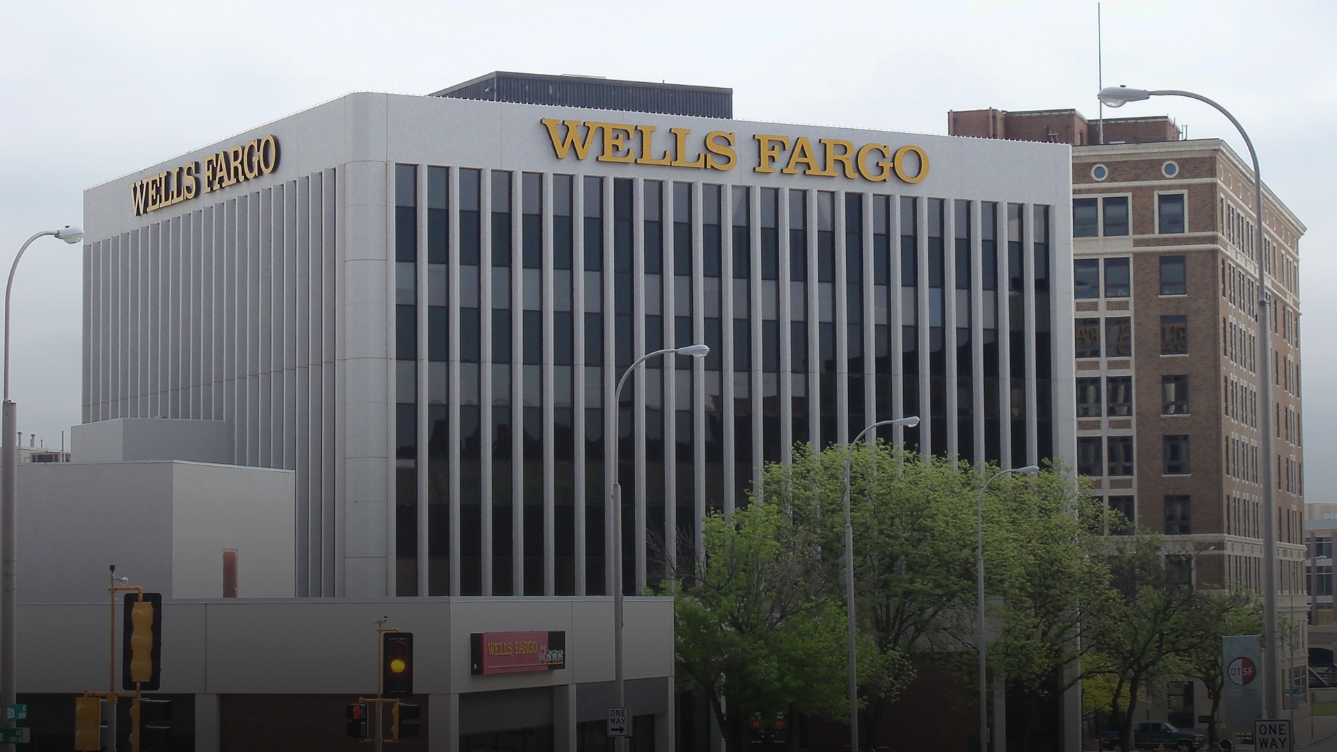 Wells Fargo Exits Global Net-Zero Banking Alliance