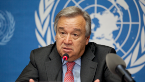 Guterres Urges Urgent Climate Action and AI Regulation at Davos, Criticizes Backsliding on Commitments