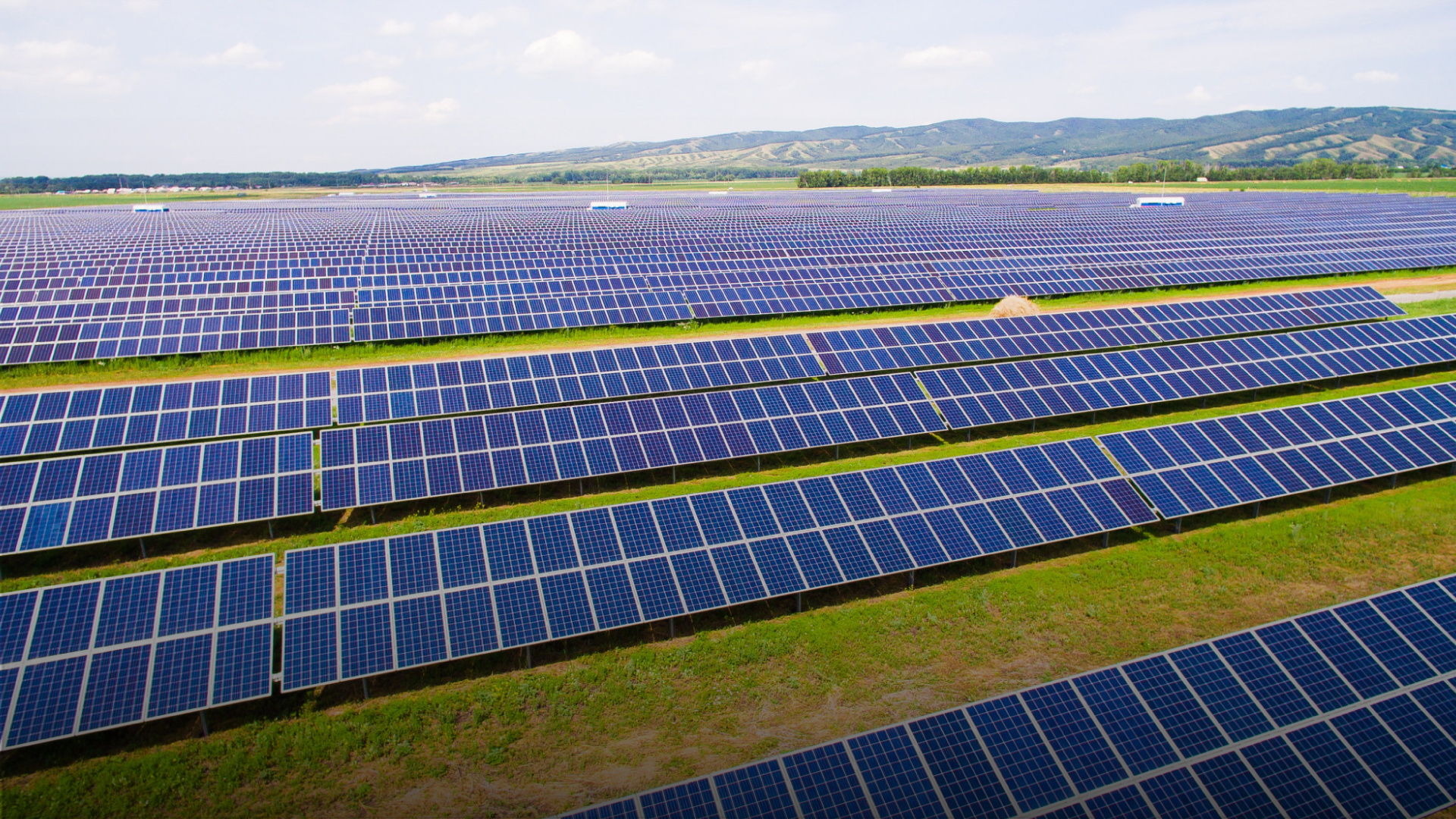 Radiance Solar and SolAmerica Energy launch the 2.86 MW Stephenson S1 Solar Project in Illinois, providing clean energy and environmental benefits.